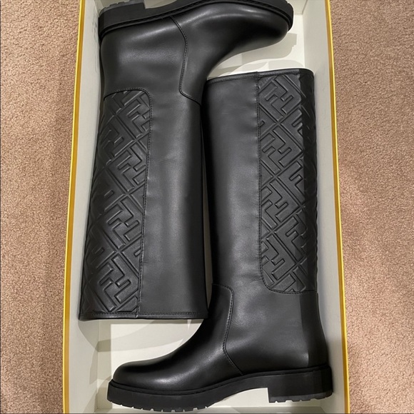 Fendi Shoes - Fendi logo boot